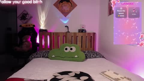 noah420sr online show from April 13, 4:00 pm