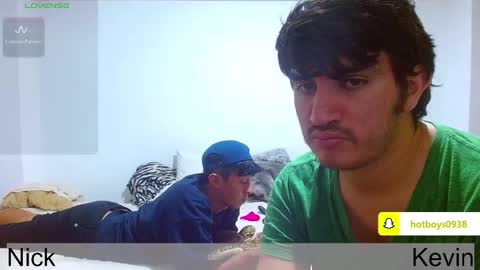 noah_meyer_ online show from September 15, 8:43 pm