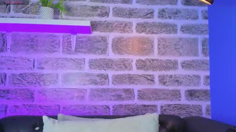    online show from March 18, 12:11 pm