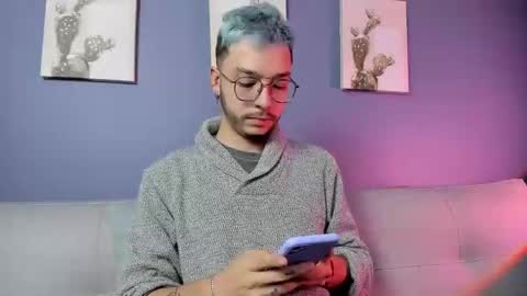    online show from March 3, 12:06 pm