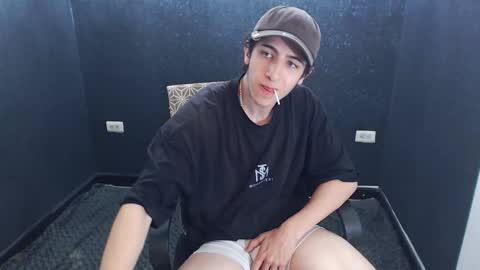 noah_sokolov online show from November 14, 8:00 pm