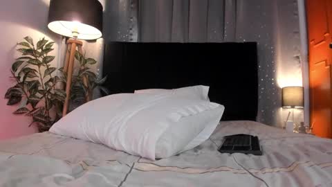 .  . online show from February 1, 11:06 pm