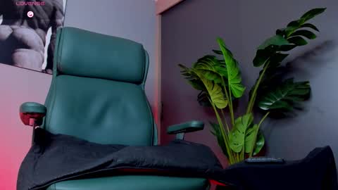 Noah online show from February 11, 11:41 pm