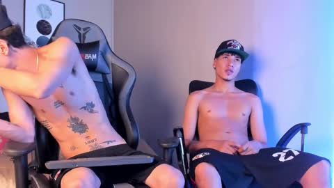 noahdaviss online show from January 11, 11:46 pm