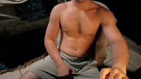 Snapshot of nobudget06 chatting on September 14, 10:22 pm nobudget06 online show from September 14, 10:22 pm