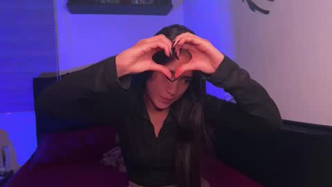 Jean Y Isa online show from March 5, 5:38 am