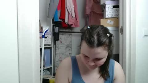 nodarell online show from January 8, 3:18 pm