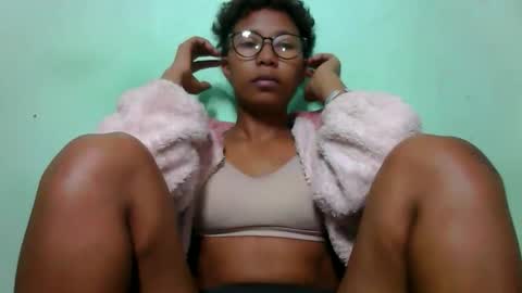 noellah online show from September 29, 5:28 am