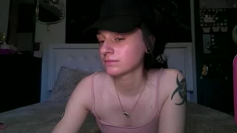 Noelle online show from March 23, 5:07 pm