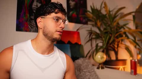 kevin online show from February 12, 12:14 am