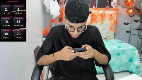 Noha Scott online show from October 22, 11:39 pm