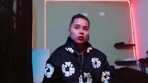 Noha Thomson online show from September 20, 8:23 pm