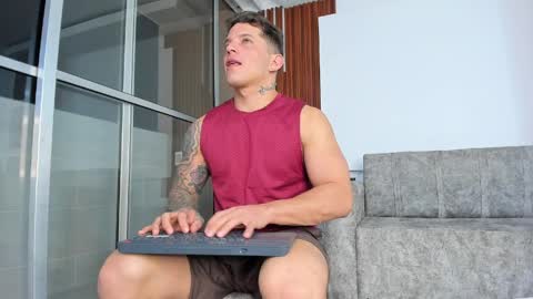 nohabennett7 online show from April 17, 2:36 am