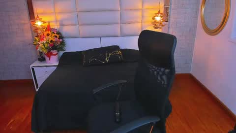  Nohemi   online show from March 17, 6:46 pm