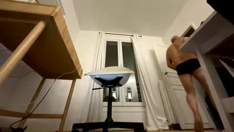 Paris75 online show from February 23, 7:28 pm