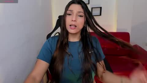 Nora online show from December 5, 3:28 am