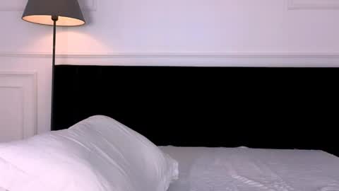 noraaddams online show from April 9, 2:37 am