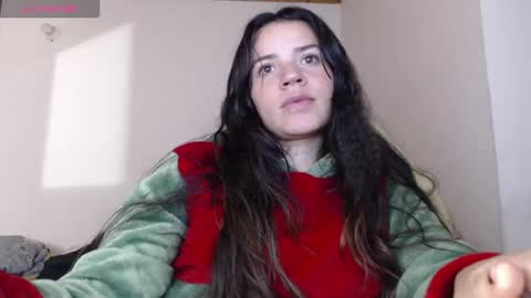 noreen_ online show from November 18, 3:20 am