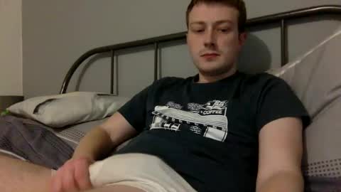 Snapshot of norfolkboy18 chatting on February 6, 8:13 pm Ollie online show from February 6, 8:13 pm
