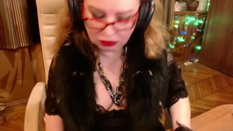 miss Tress online show from February 3, 5:06 pm