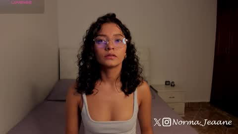 Norma Jeaane online show from February 1, 8:39 pm