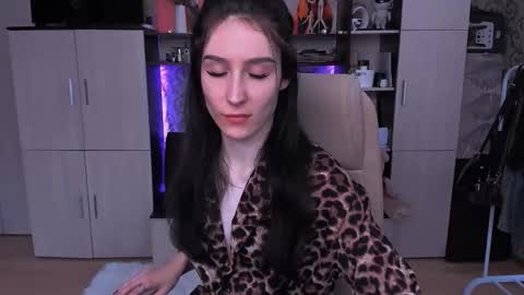 Hazel online show from January 13, 7:05 am