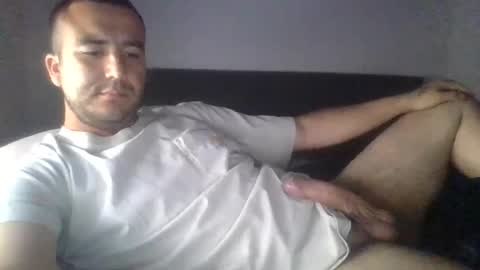 notmeantforeggs online show from July 19, 10:34 pm