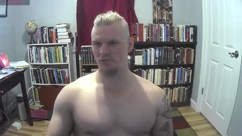 Snapshot of notsureaboutthislol chatting on October 28, 5:58 pm Embarrassed Naked online show from October 28, 5:58 pm