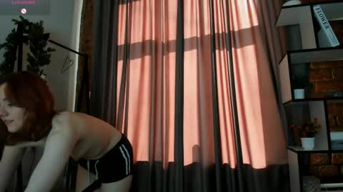 Im Lina Pm 25tks online show from March 21, 8:19 am