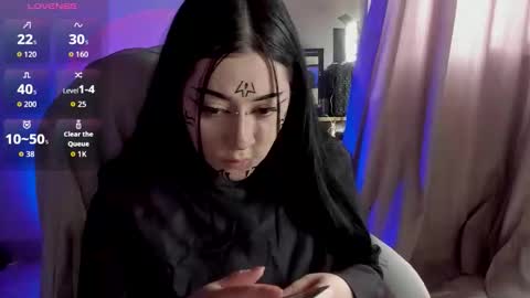 Snapshot of nova_gara chatting on October 21, 8:12 pm s online show from October 21, 8:12 pm