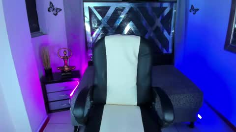 nova online show from May 15, 3:37 am