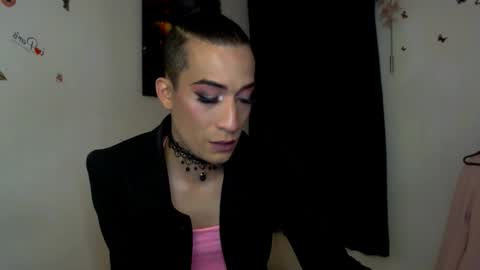 Snapshot of novanyx11 chatting on September 17, 10:02 pm Nova...  online show from September 17, 10:02 pm