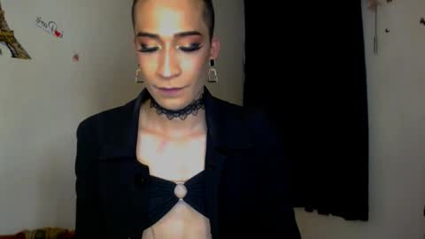 Snapshot of novanyx11 chatting on September 18, 10:36 pm Nova...  online show from September 18, 10:36 pm