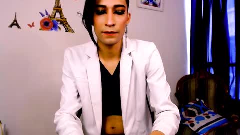 Snapshot of novanyx11 chatting on February 14, 8:37 pm Nova...  online show from February 14, 8:37 pm