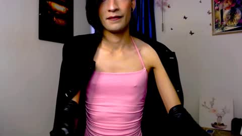 Snapshot of novanyx11 chatting on February 24, 10:58 pm Nova...  online show from February 24, 10:58 pm