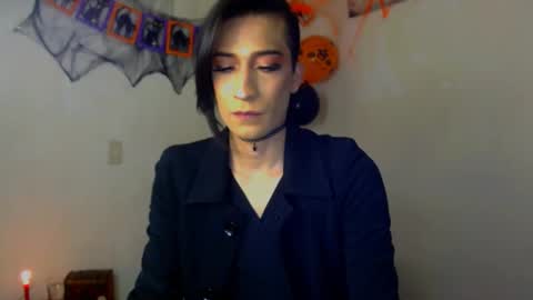 Snapshot of novanyx11 chatting on October 14, 11:08 pm Nova...  online show from October 14, 11:08 pm