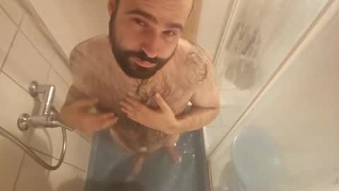 Snapshot of nudechiller chatting on October 8, 7:53 pm Vinz... online show from October 8, 7:53 pm