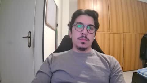 nuotatore90 online show from February 26, 9:18 pm