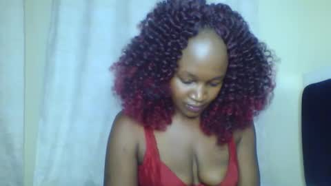 nutgal online show from November 8, 6:33 pm