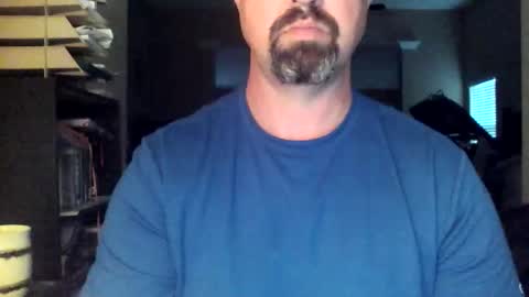 nvrenuff1979 online show from March 27, 11:33 am