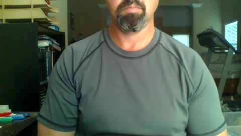 nvrenuff1979 online show from July 23, 11:52 am