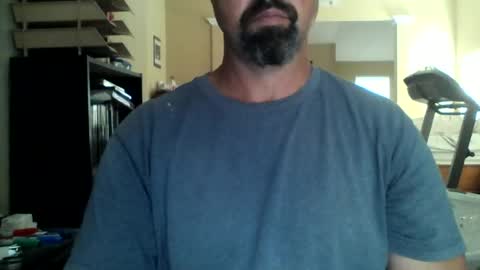 nvrenuff1979 online show from July 26, 10:51 pm