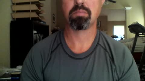 nvrenuff1979 online show from June 16, 12:42 pm