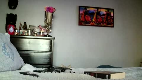 KN online show from February 6, 1:09 am