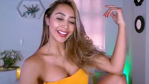 Nycole online show from January 23, 8:02 pm