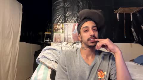 nygal23 online show from March 29, 1:40 am