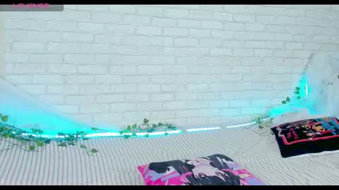 Kat online show from March 19, 7:08 pm