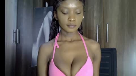 nyverra online show from July 18, 7:54 am