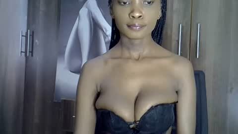 nyverra online show from July 7, 7:23 am