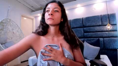 Nyx  online show from April 13, 7:07 pm